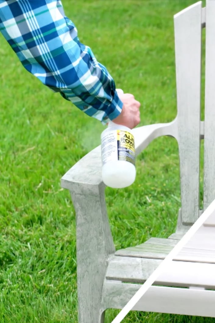 customer using alien power stain remover